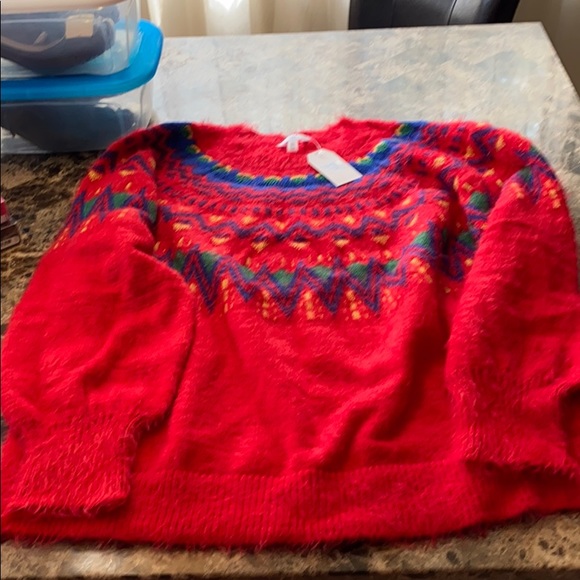 Fuzzy sweater - Picture 4 of 11